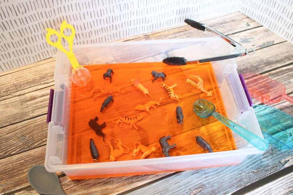 Safari Jell-O Animal Rescue Bin