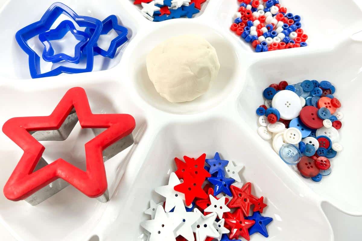 Patriotic Playdough Invitation by Rainy Day Mum