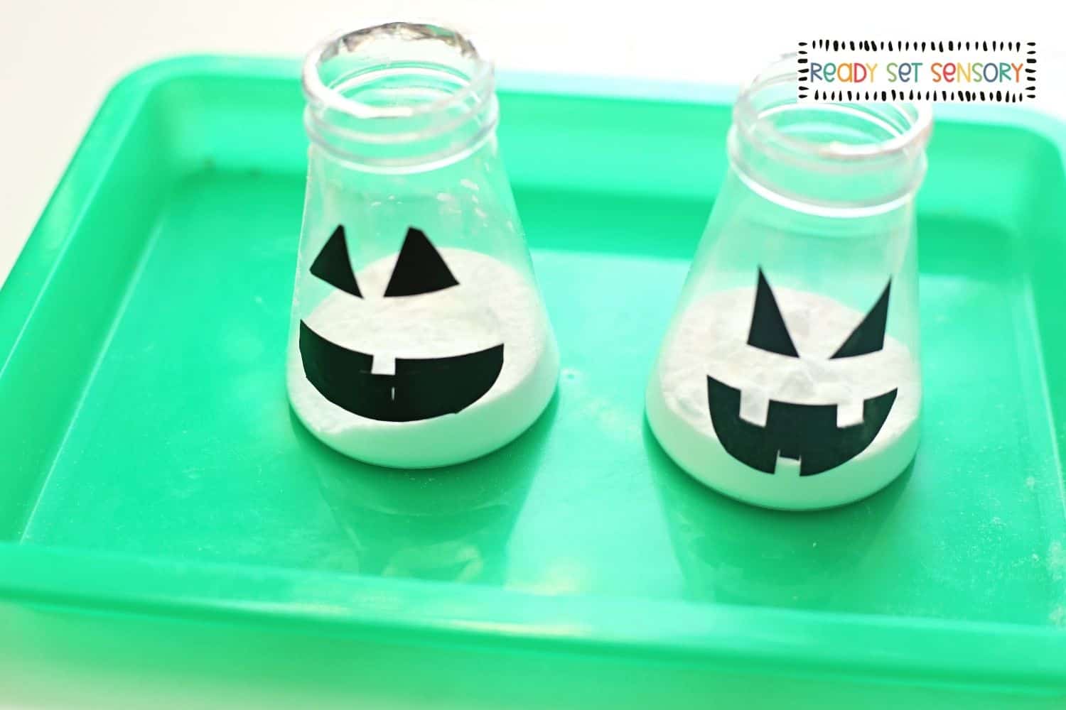 Step 1 of setting up a Fizzy Jack-o-Lantern Potions
