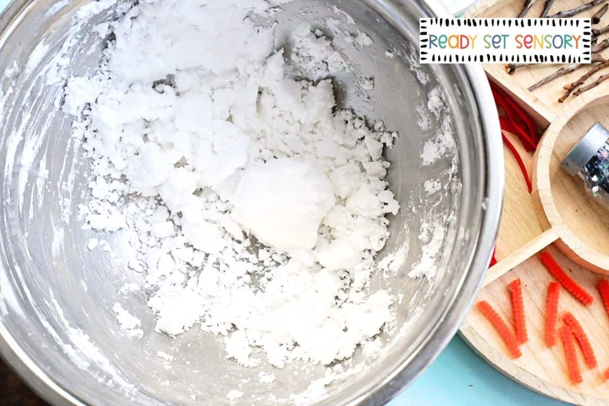 Fizzy Fake Snow Snowmen - Step 1