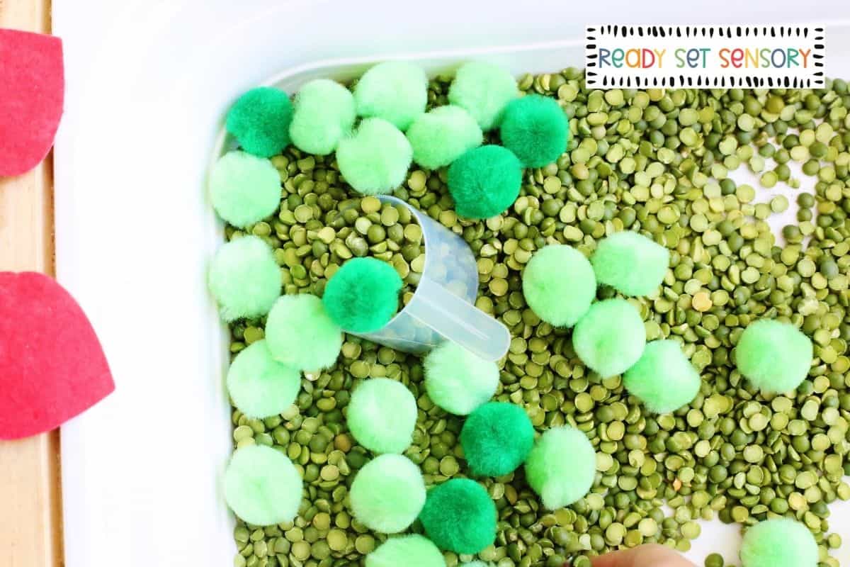 Grinch Sensory Bin - Step 2