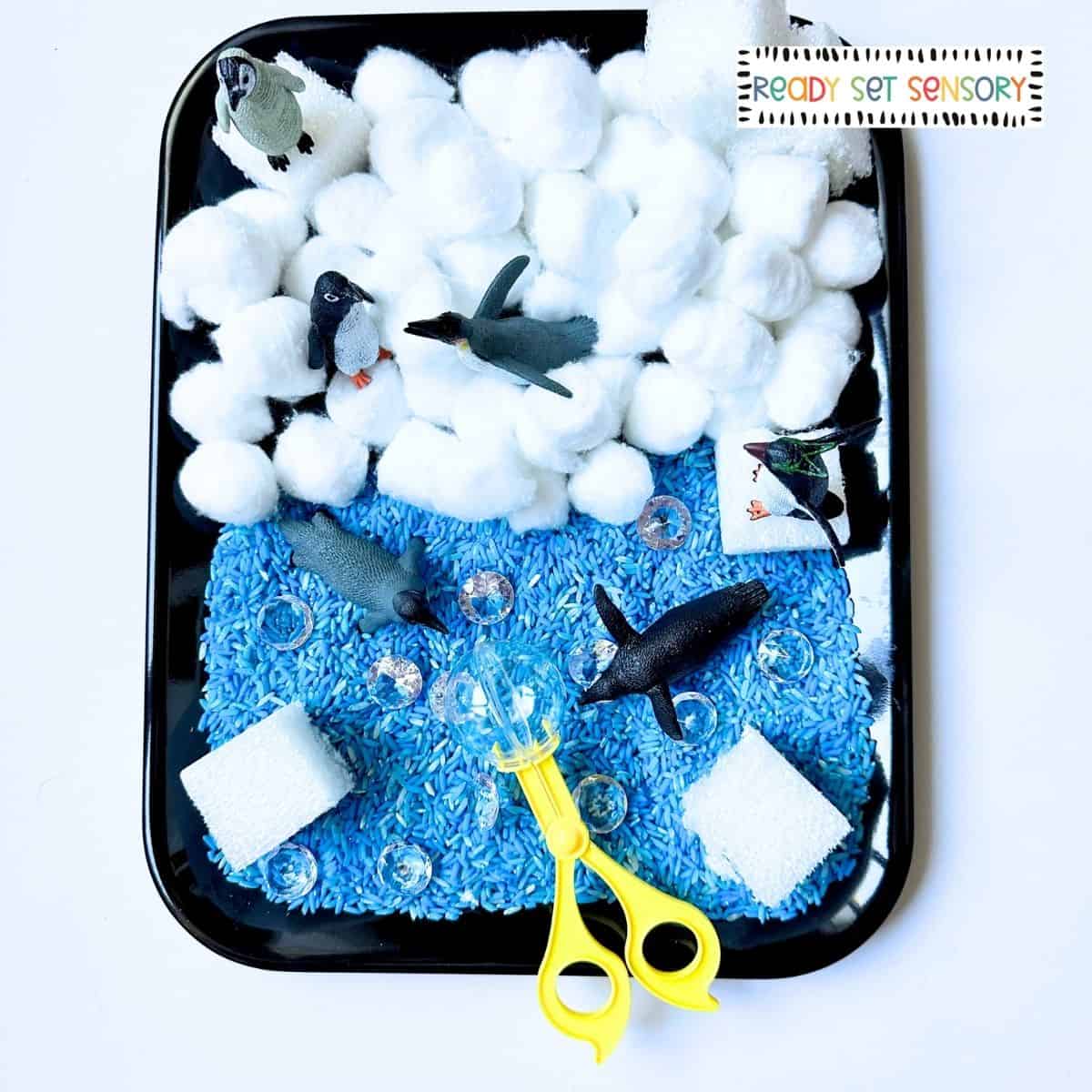 Easy Penguin Winter Sensory Bin